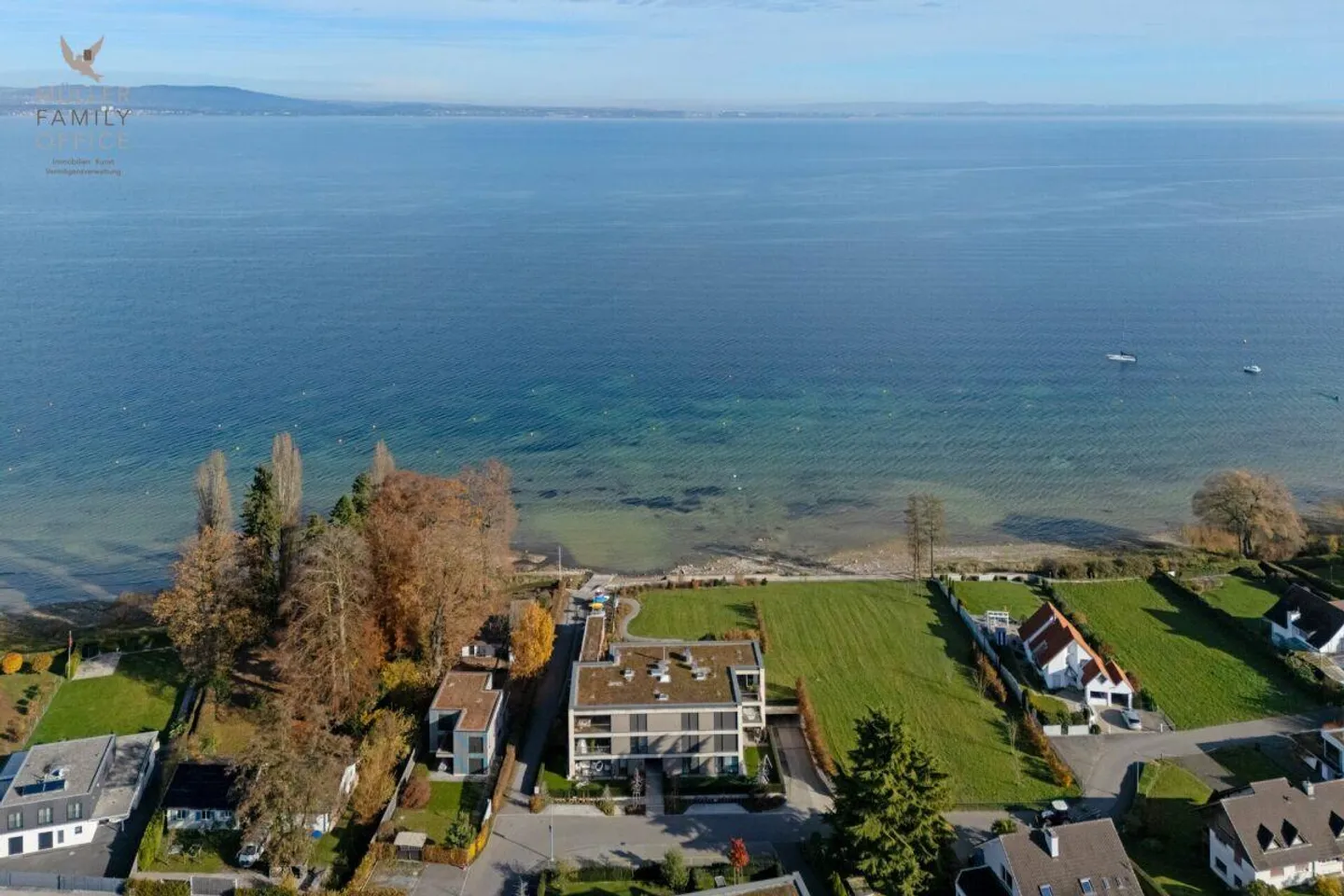 Living where others vacation - Your exclusive 4 1/2 room apartment directly on Lake Constance - Photo 2 of 13