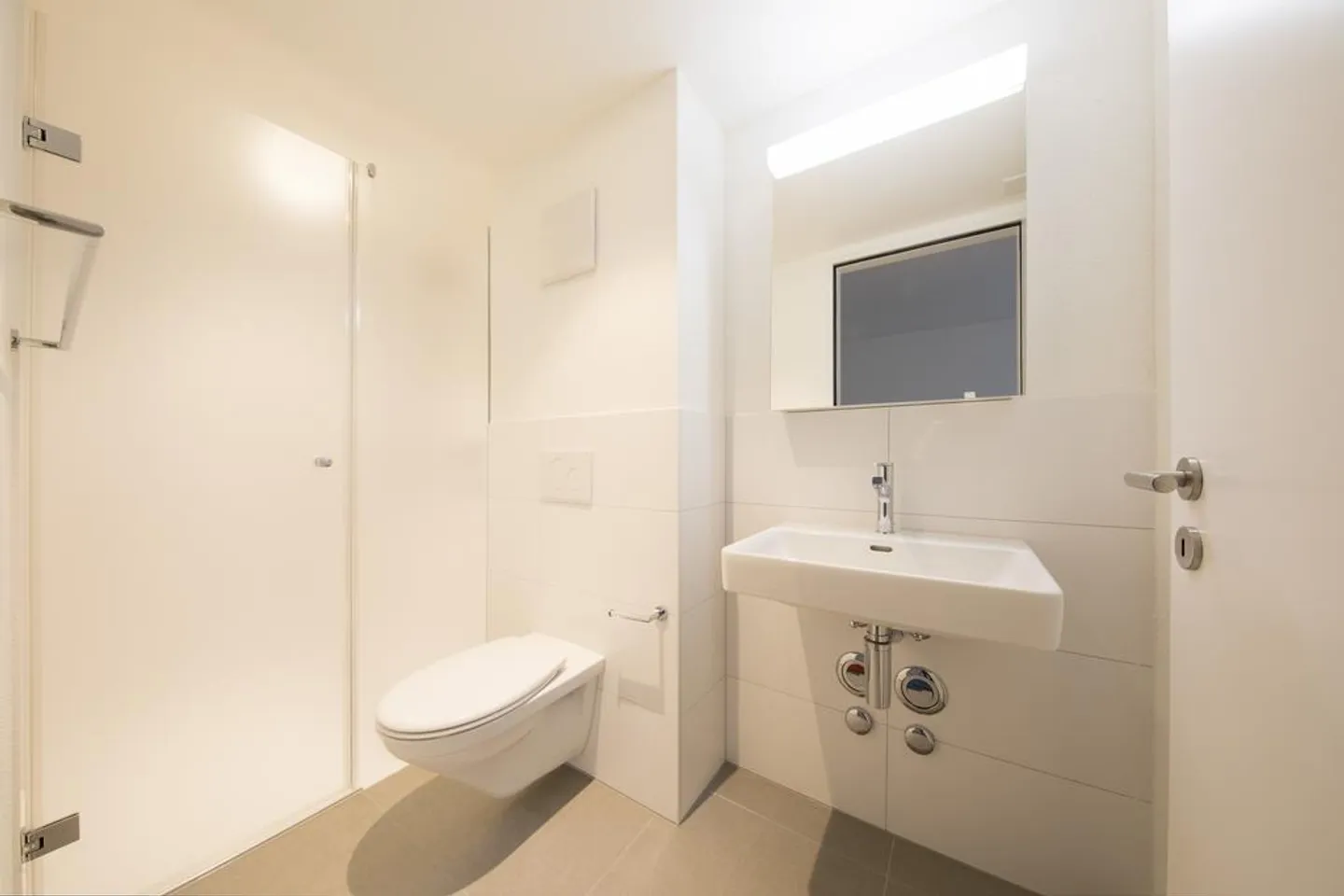 Au cœur de la ville - Appartement ultra moderne ! - Photo 8 sur 9