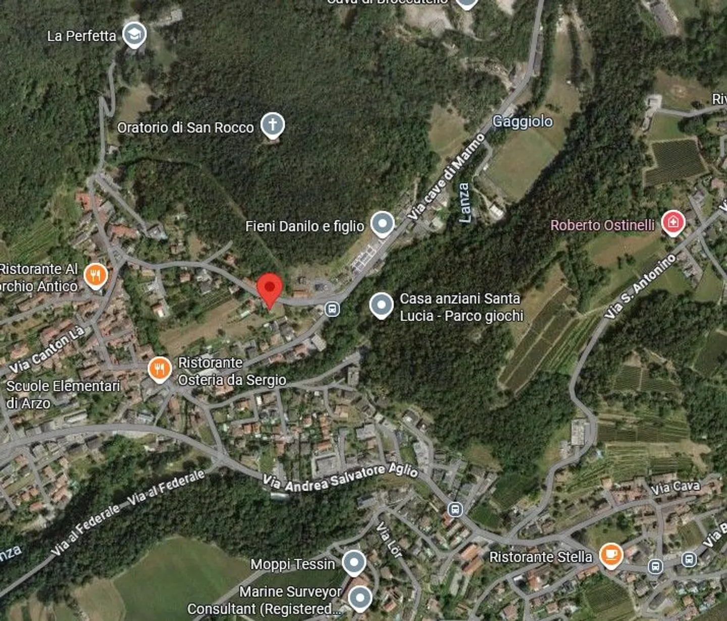 Family Home with Garden in Arzo - Photo 6 of 13