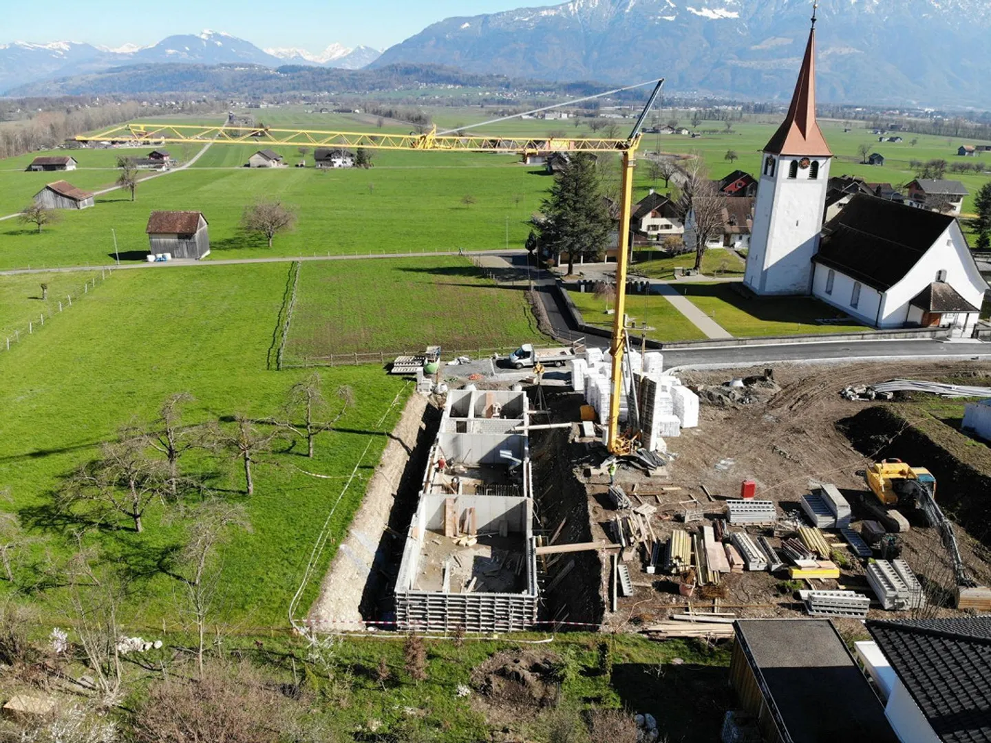 Modernes Reihenhaus in Sax - Foto 1 von 15