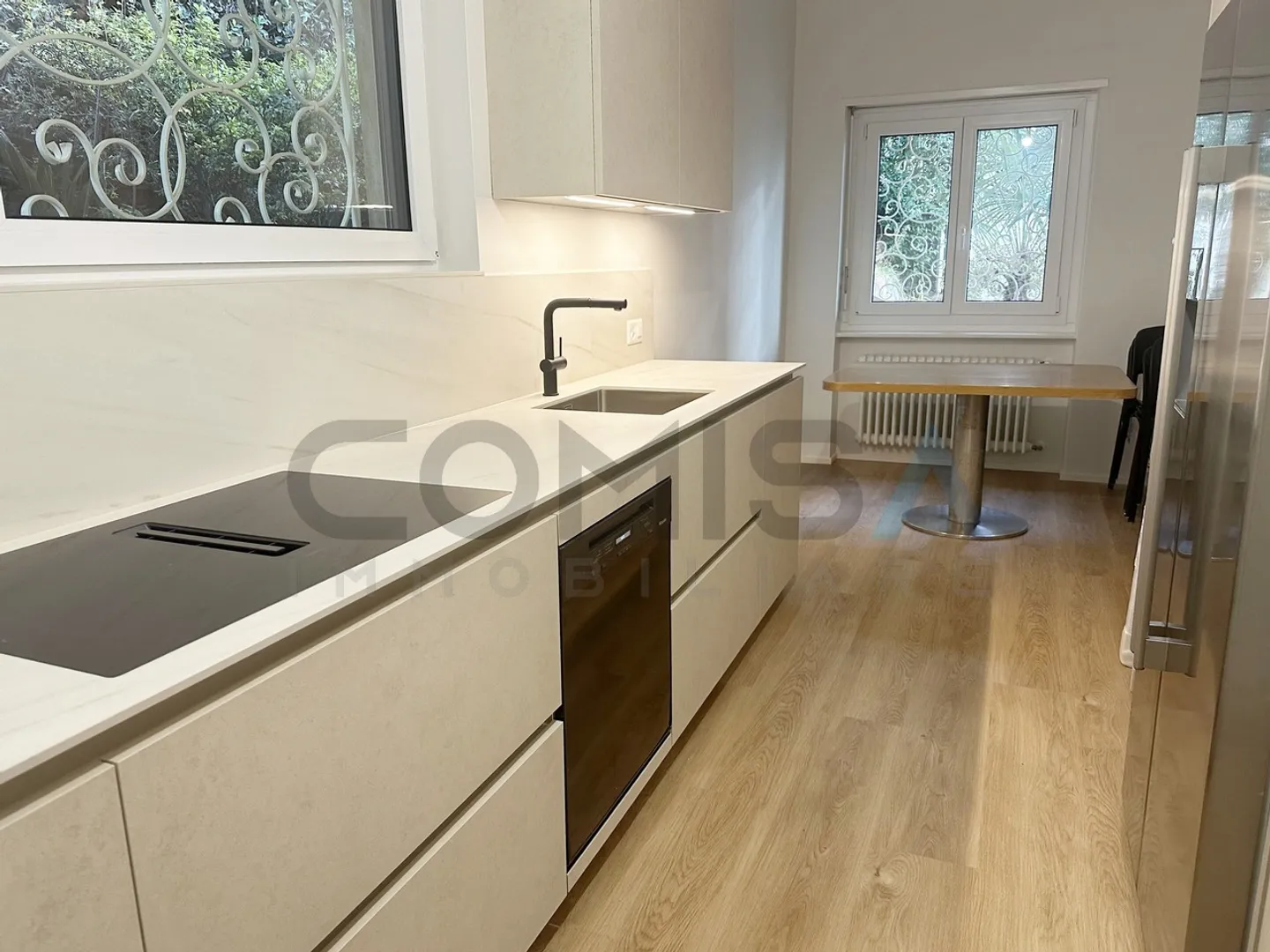 CASTAGNOLA Villa de 7,5 pièces avec une vue splendide sur le lac de Lugano - Photo 4 sur 5