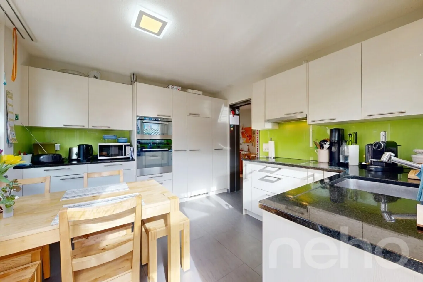 Maison individuelle moderne avec jardin et beaucoup d'espace - Photo 3 sur 12