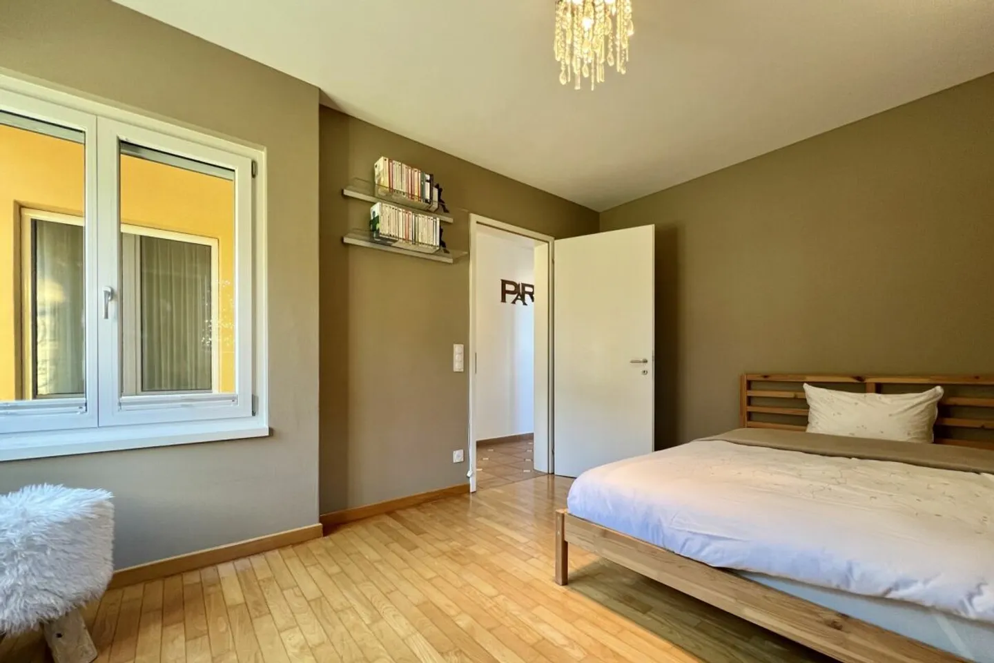 Villa in posizione soleggiata tutto l'anno con casa per gli ospiti separata e bellissimo terreno - in ottime condizioni! - Foto 32 di 56