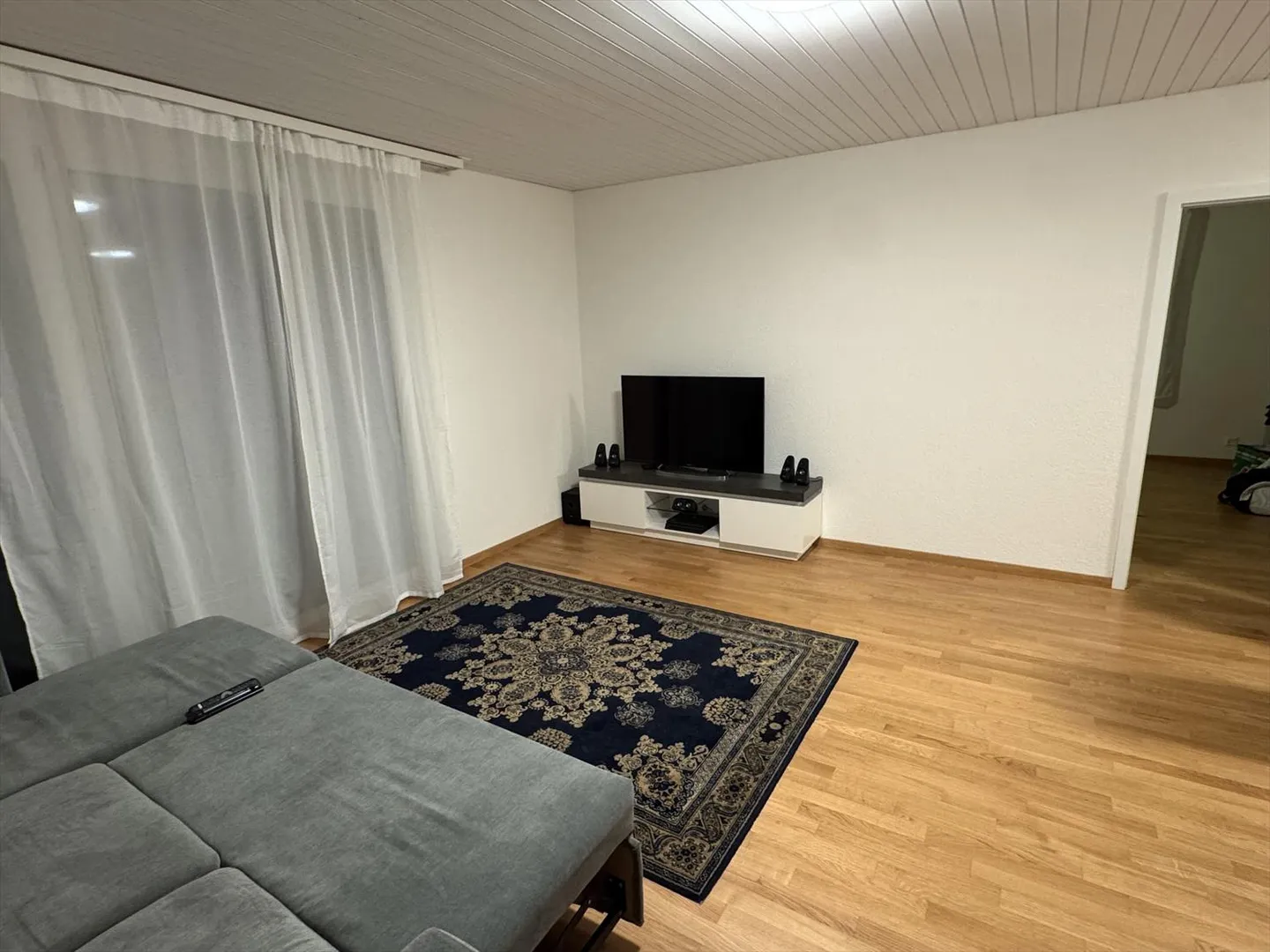 Appartement charmant et proche de la ville - Photo 5 sur 7