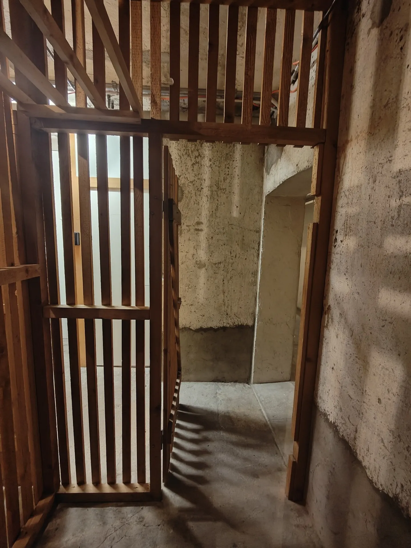 2.77m2 Magazzino Zurigo - Badenerstrasse 356 - Foto 3 di 13