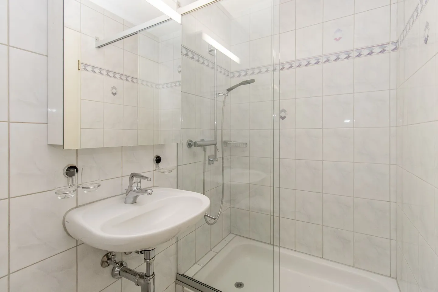 Attic Oasis with Säntis View - Wide View, Living Comfort and Peace - Photo 9 of 11