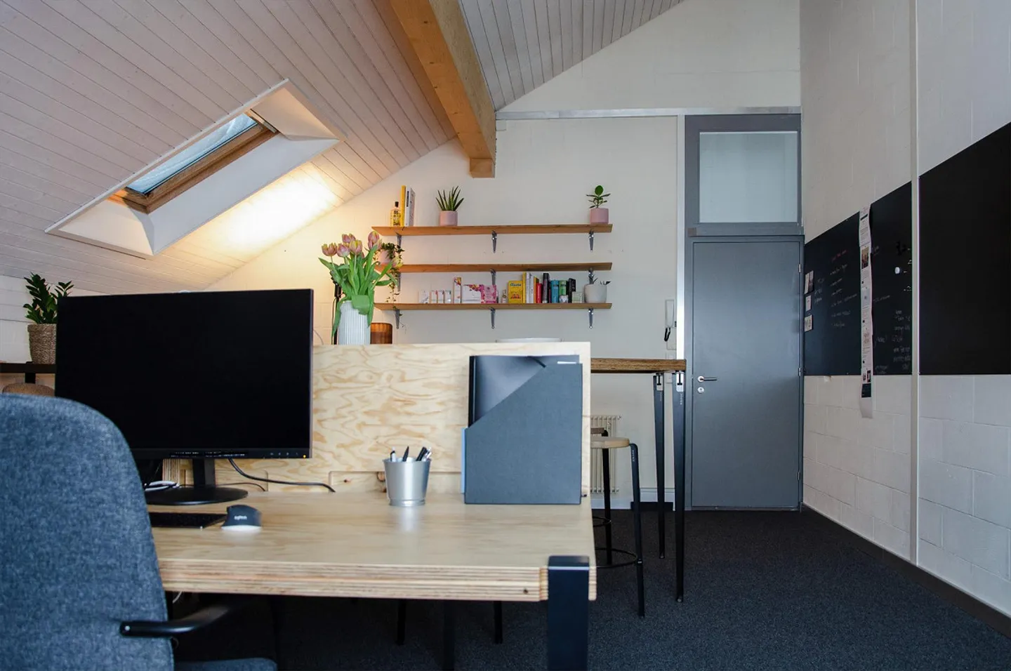 Commercial space | Office - Photo 1 of 2