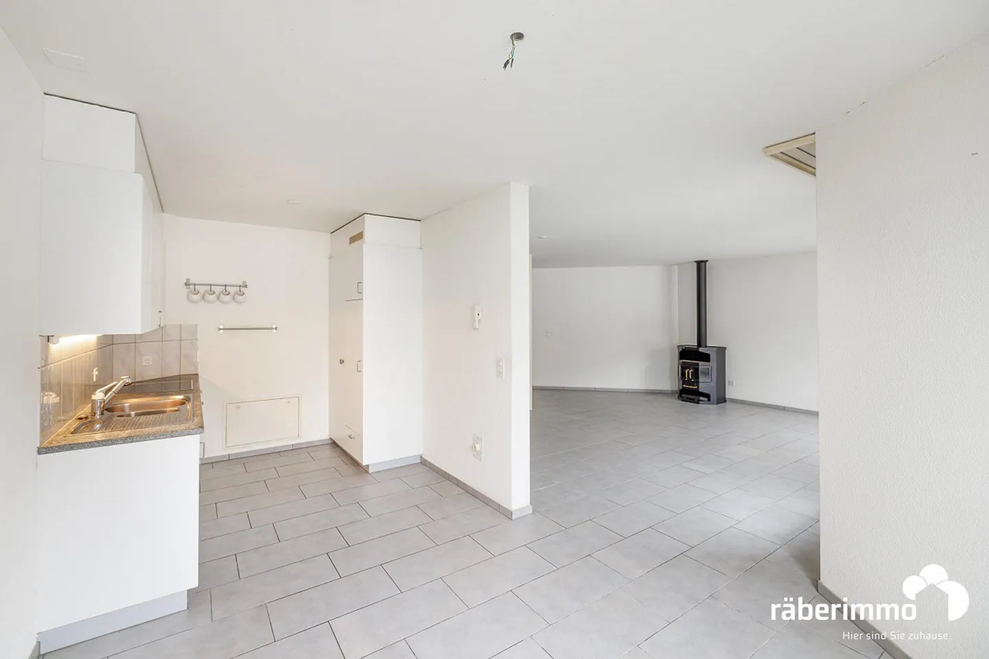 MAISONETTEWOHNUNG AN RUHIGER LAGE - Foto 2 von 13