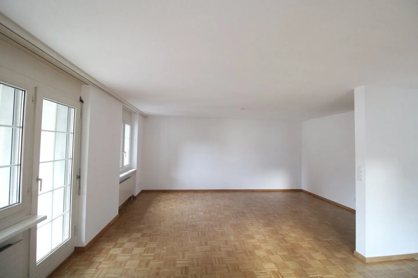 3.5 Room Apartment - Photo 4 of 5