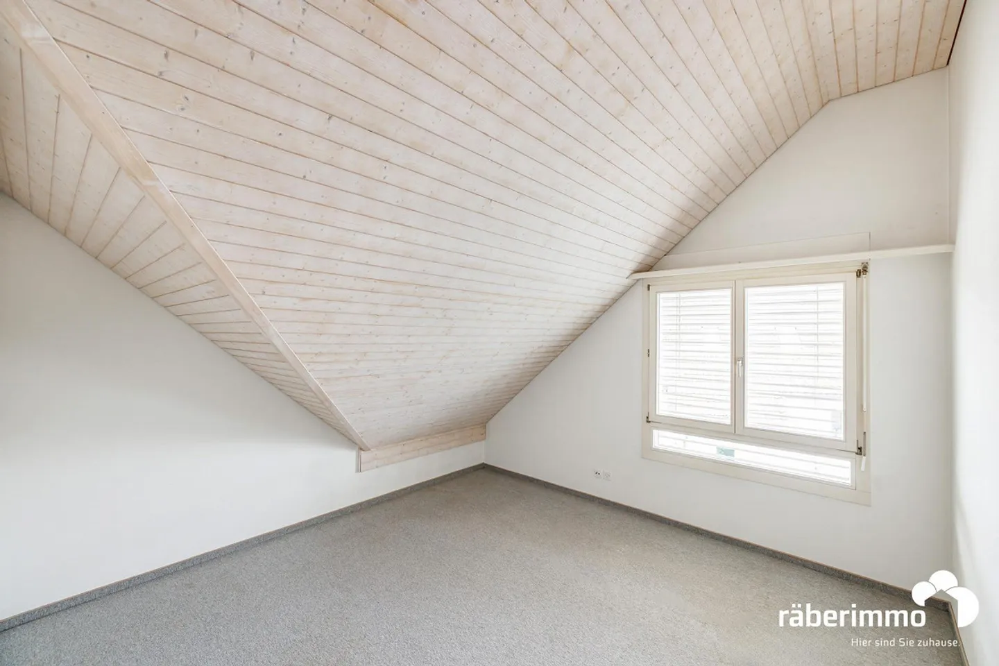MAISONETTEWOHNUNG AN RUHIGER LAGE - Foto 8 von 13