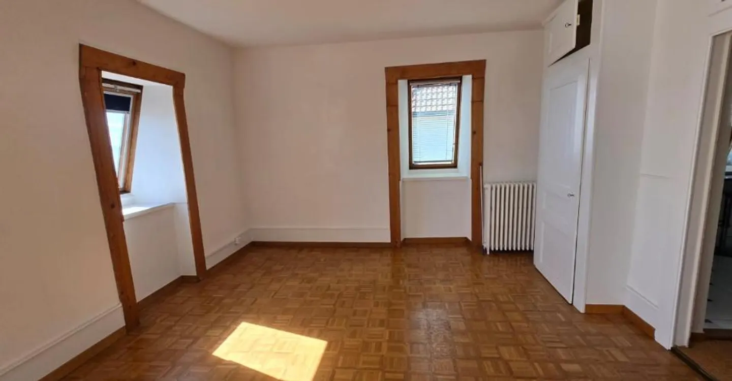 Große Wohnung mit Blick auf den See und die Alpen - Erster Nettomietzins angeboten - Foto 5 von 10