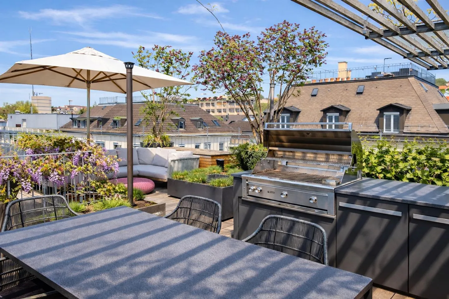Stilvolle Wohnung mit Dachterrasse - Foto 2 von 9