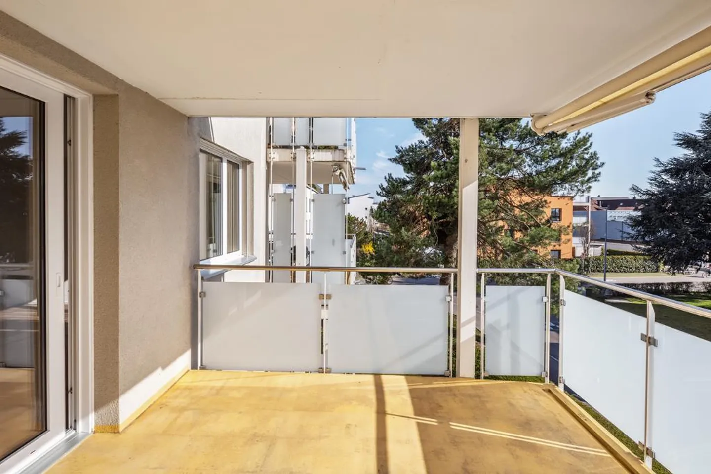 Appartement moderne à louer avec grand balcon - Photo 7 sur 9