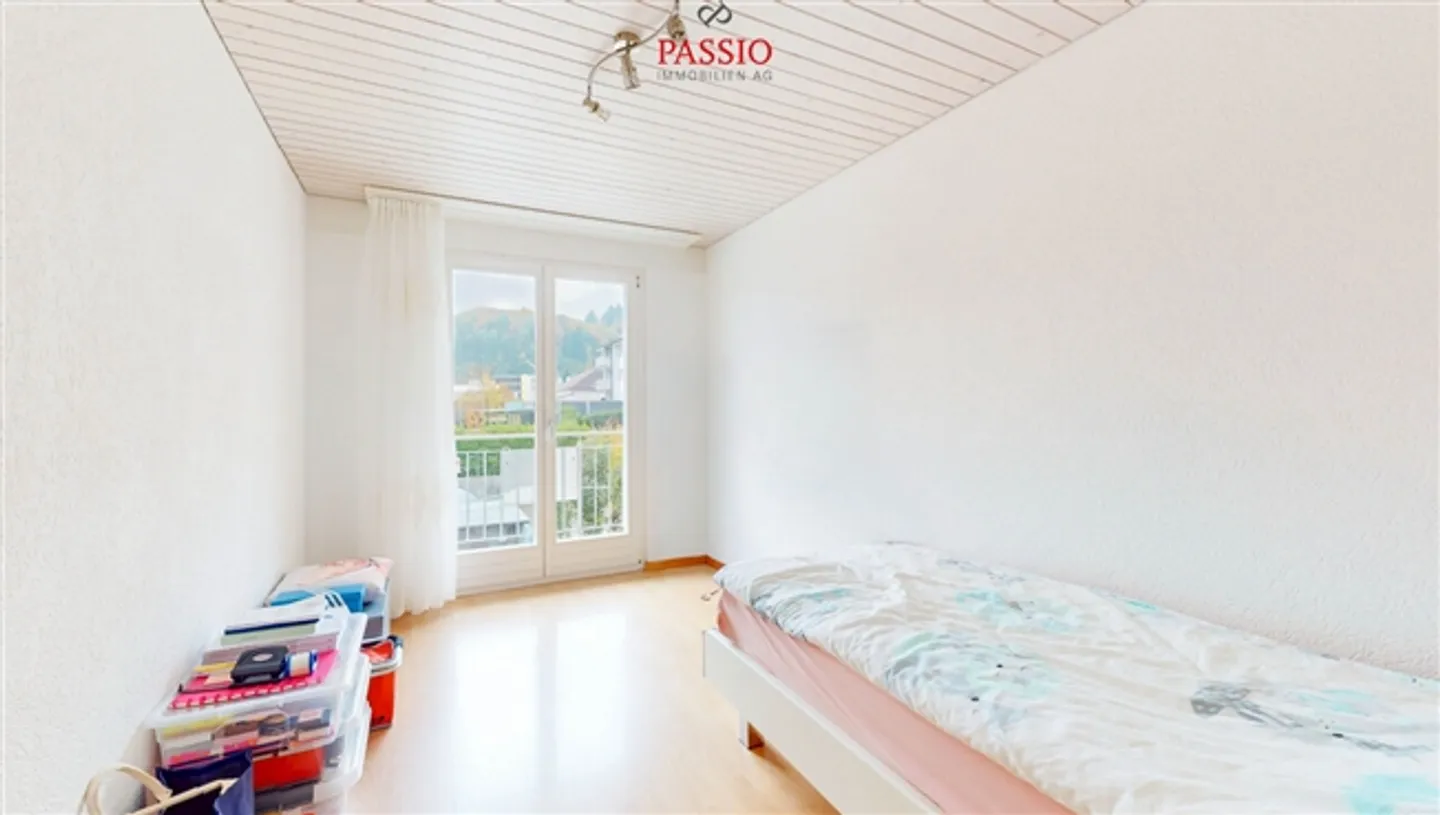 Row house for sale - Photo 8 of 20