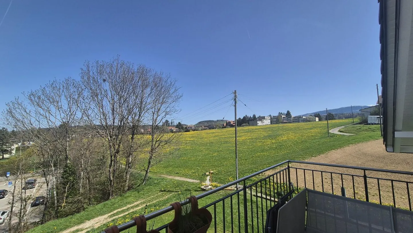 Apartment with 3.5 rooms - Unit 7 - Photo 8 of 9