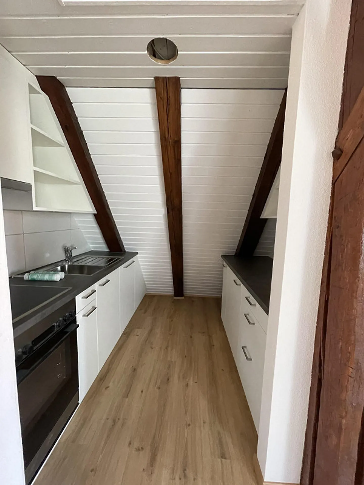 Penthouse attrayant de 2,5 pièces - Photo 9 sur 13