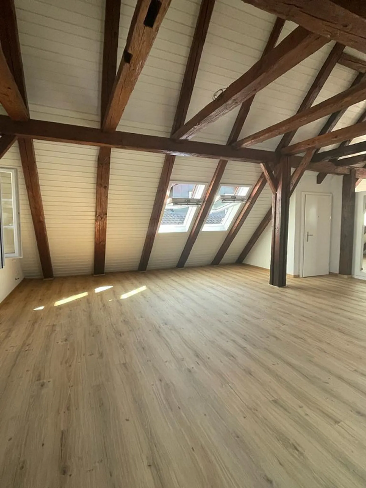 Penthouse attrayant de 2,5 pièces - Photo 5 sur 13
