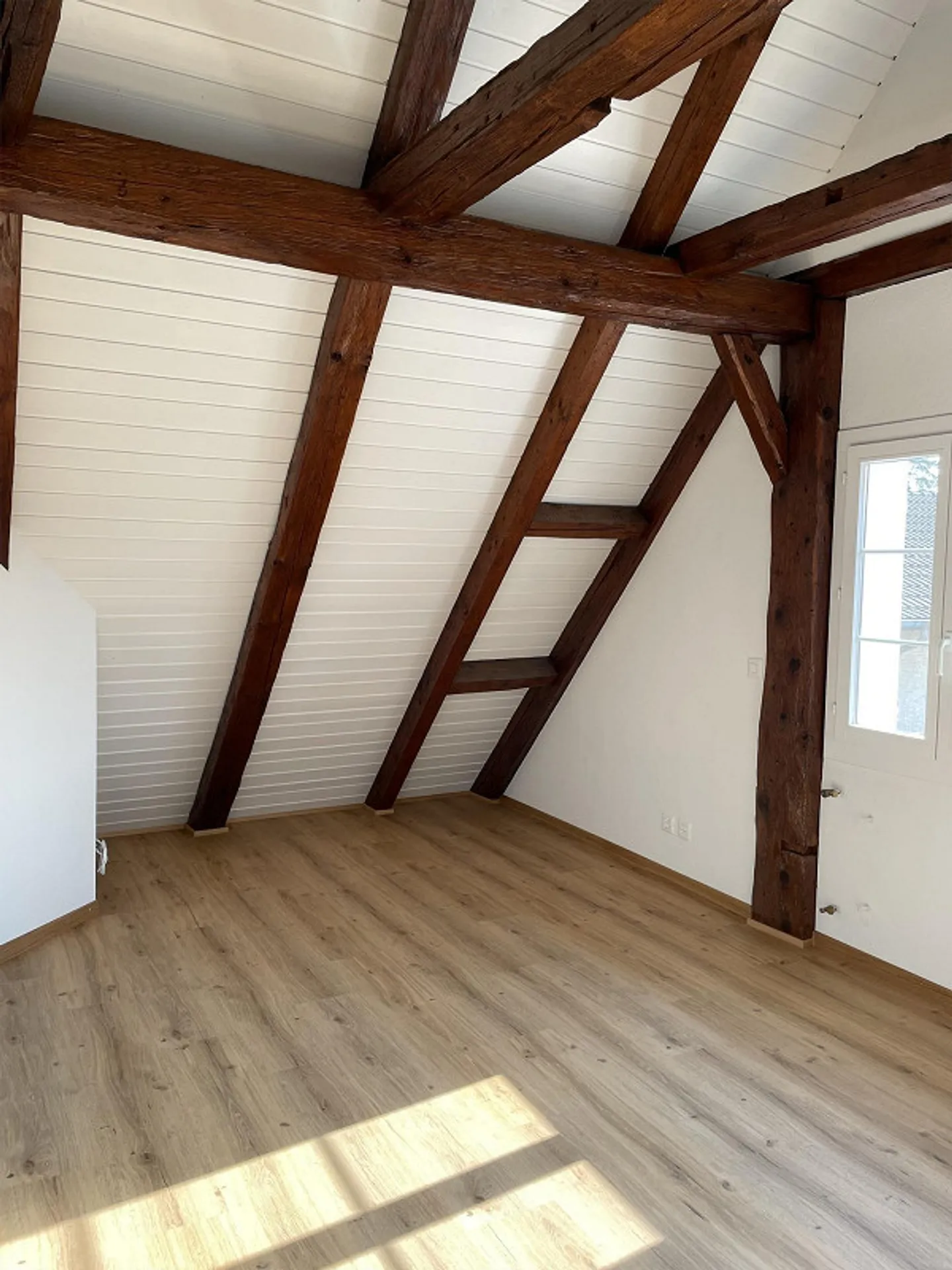 Penthouse attrayant de 2,5 pièces - Photo 7 sur 13