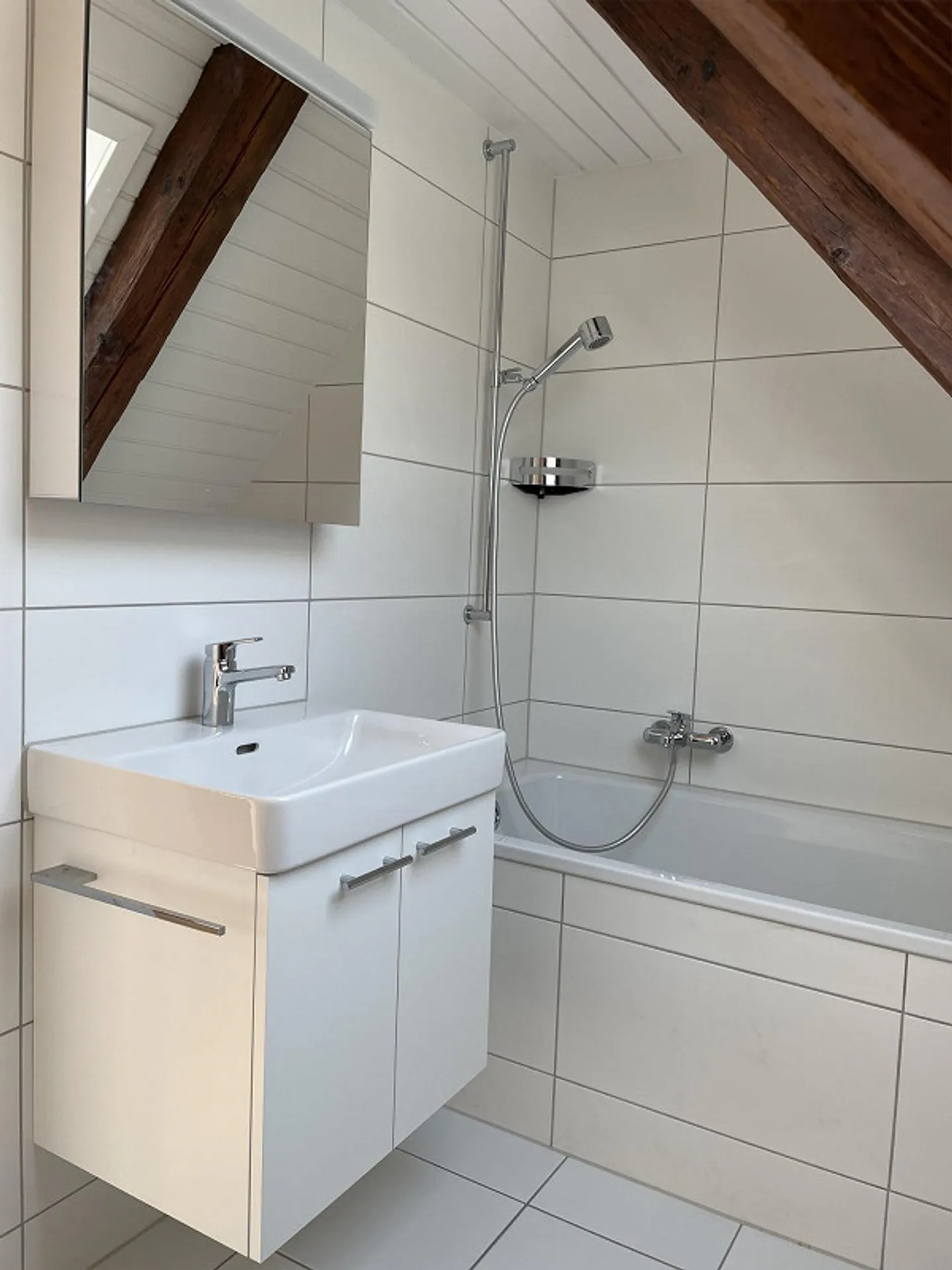 Penthouse attrayant de 2,5 pièces - Photo 11 sur 13