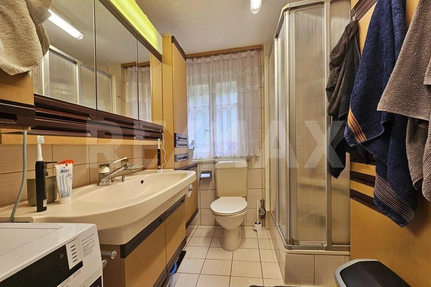 Appartement confortable de 4,5 pièces avec une vue magnifique - Photo 10 sur 11