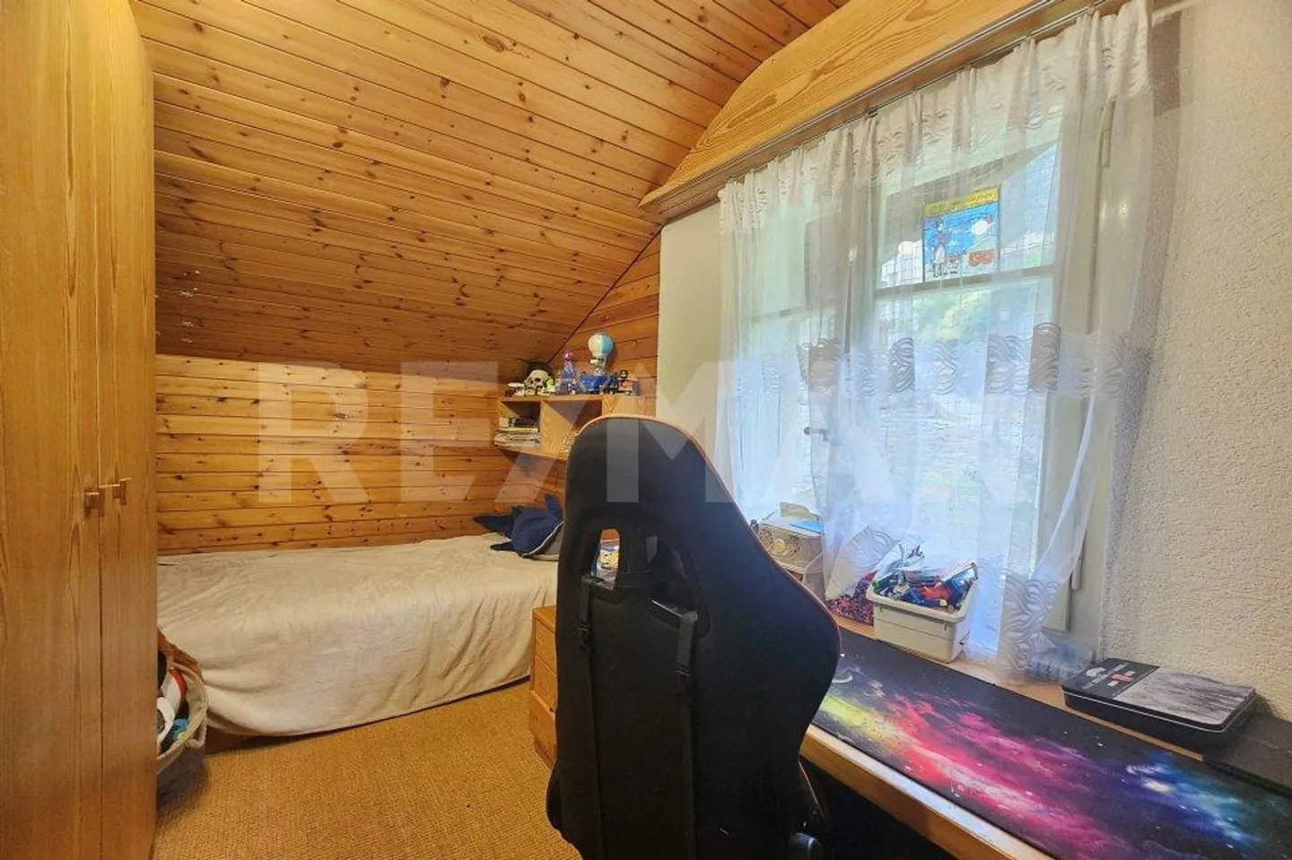 Appartement confortable de 4,5 pièces avec une vue magnifique - Photo 8 sur 11