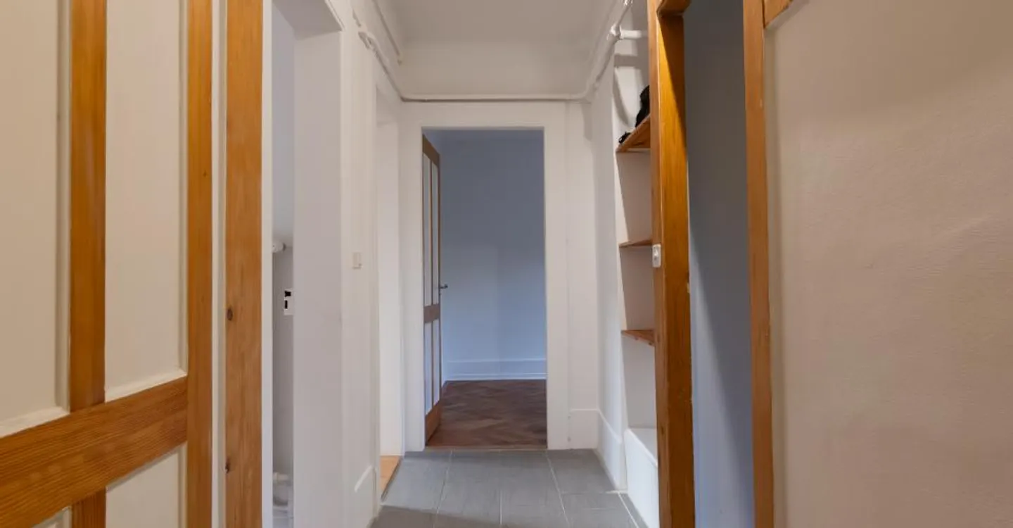 Appartement rénové avec jardin - Photo 7 sur 15