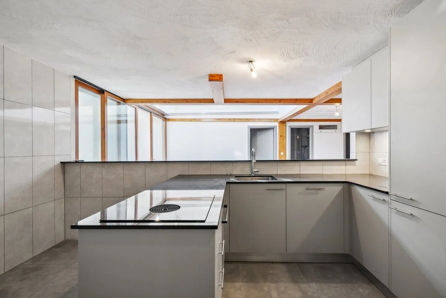 Appartamento in affitto - Foto 4 di 10