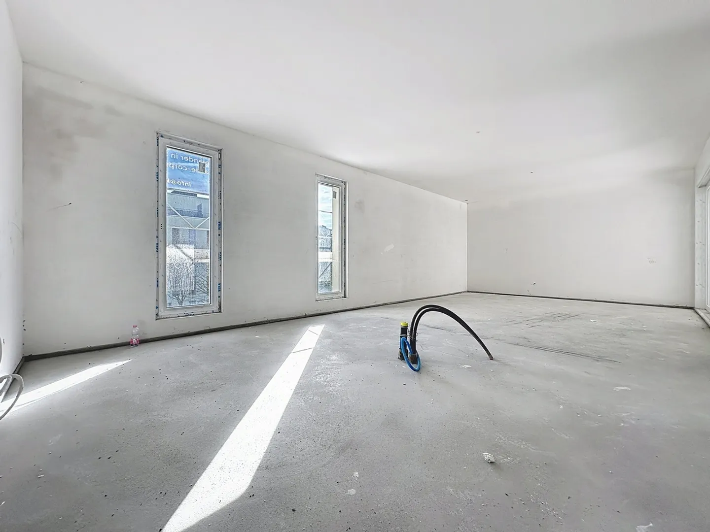 NEW 3.5 ROOM APARTMENT IN DOWNTOWN FRIBOURG - Photo 7 of 10