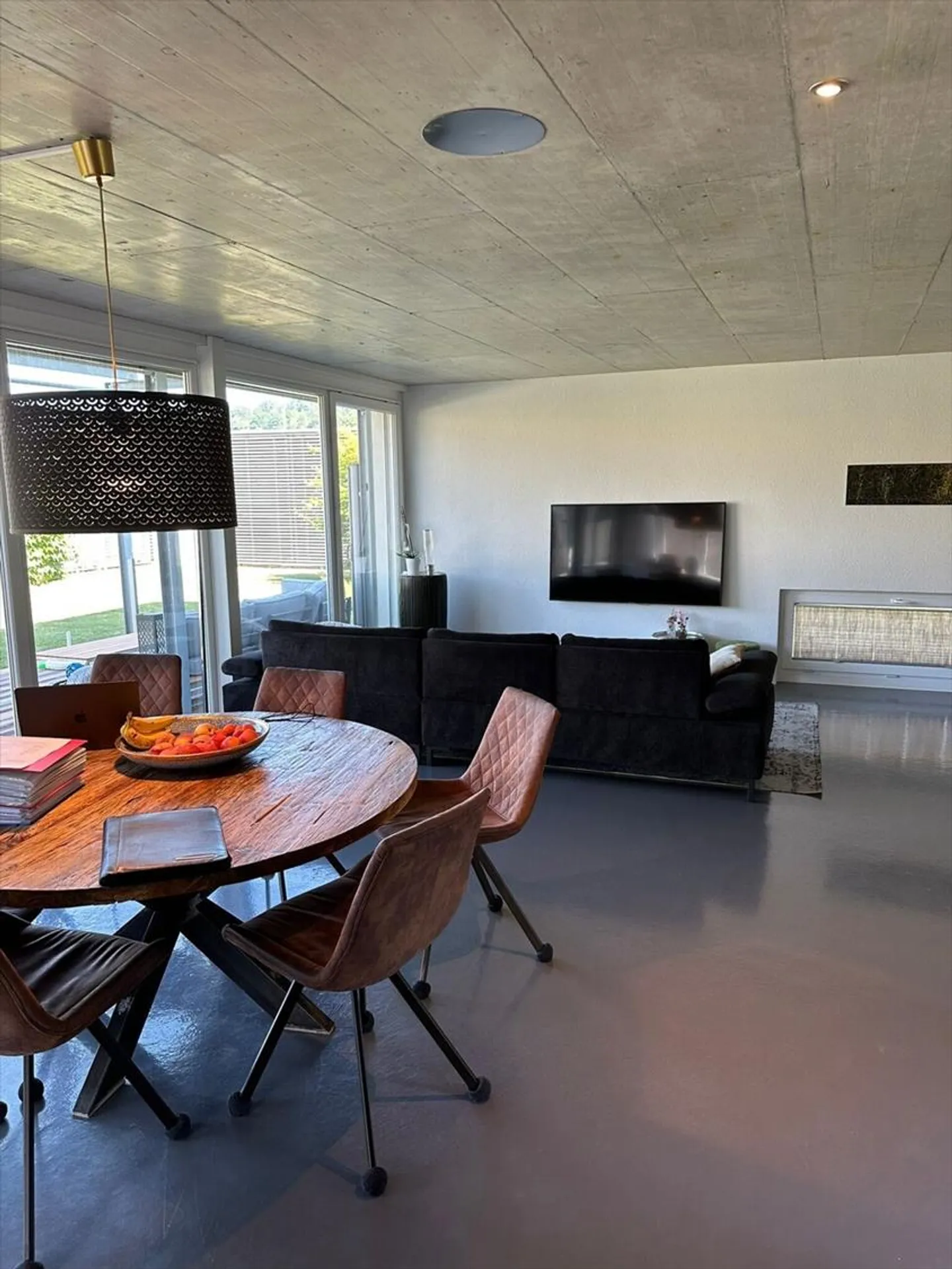 Detached Single-Family Home in the Green - Your New Home Awaits! - Photo 4 of 13