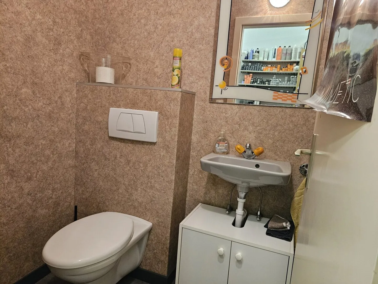 For rent commercial space at Rue Beausite 2 in Sierre - Photo 7 of 8