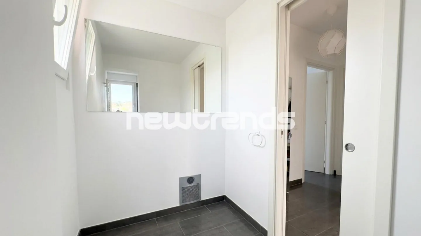 TWO-FAMILY HOUSE WITH 2 INDEPENDENT APARTMENTS OF 10 ROOMS - Photo 15 of 27
