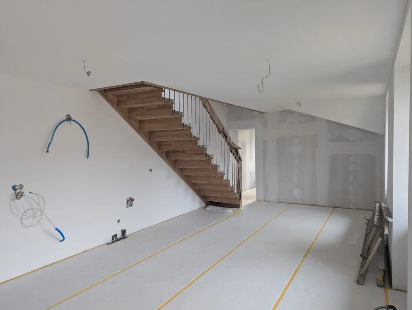 Duplex 3.5 Rooms - Photo 2 of 4