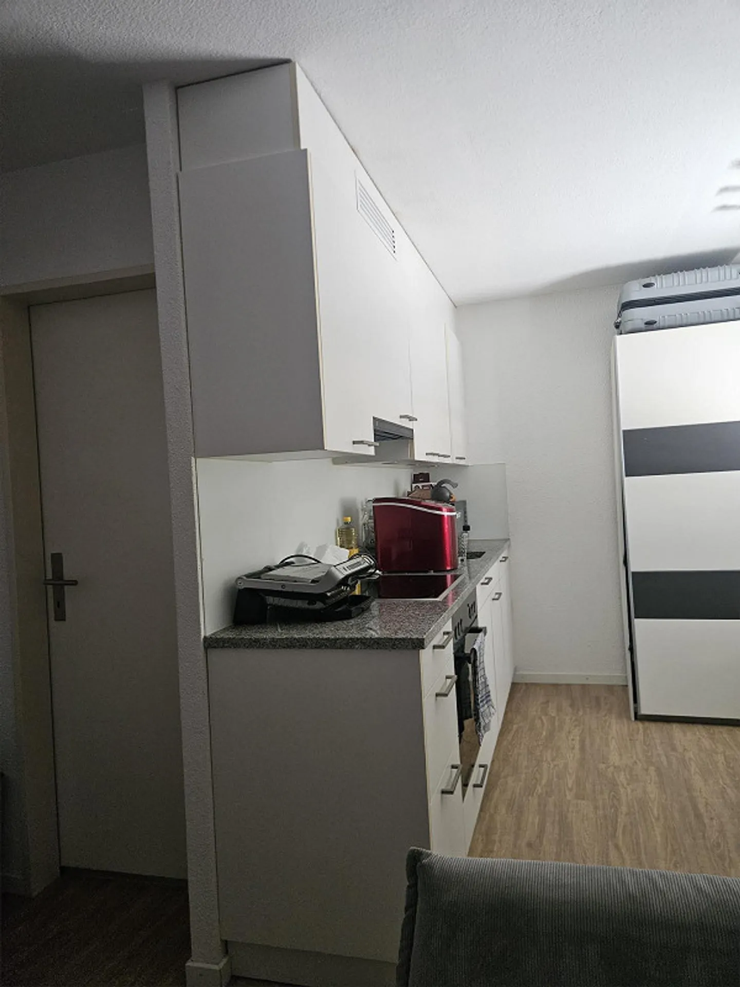 1 room apartment - Photo 1 of 5