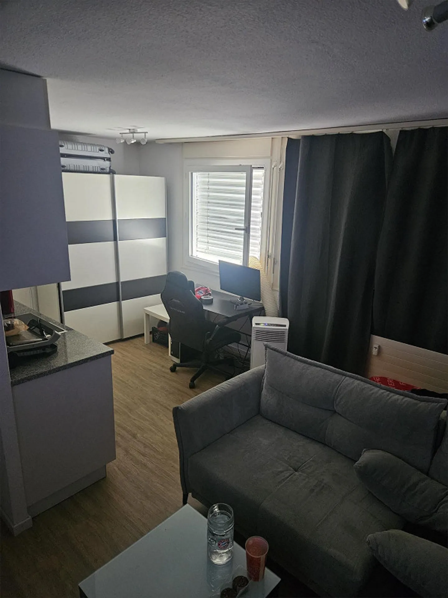 1 room apartment - Photo 2 of 5