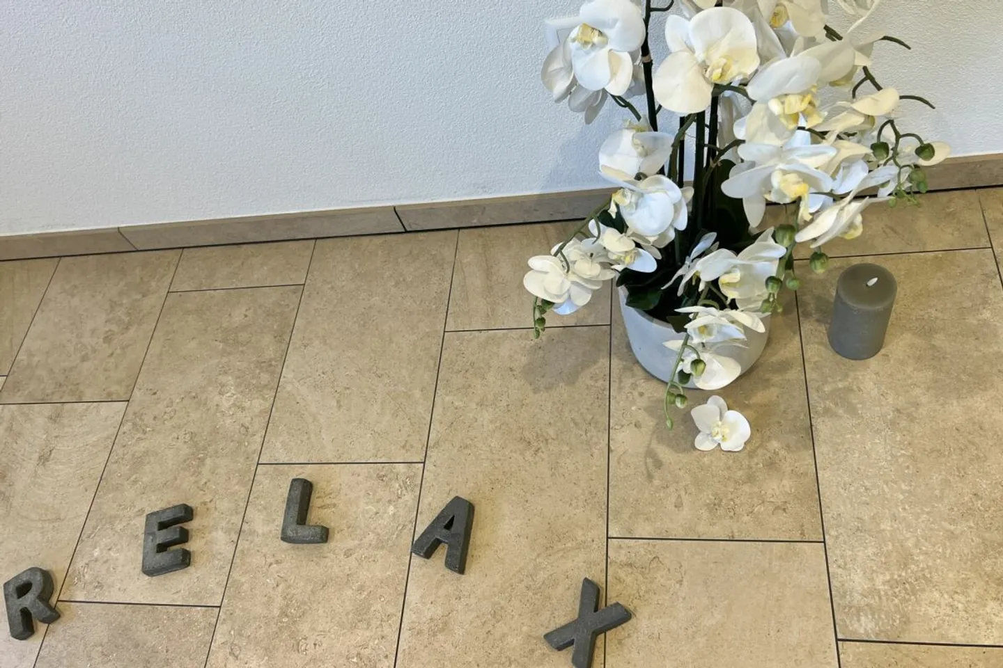 Villa in posizione soleggiata tutto l'anno con casa per gli ospiti separata e bellissimo terreno - in ottime condizioni! - Foto 46 di 56