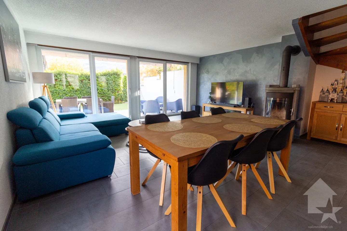 Jolie maison mitoyenne de 5.5 pièces - Photo 5 sur 25