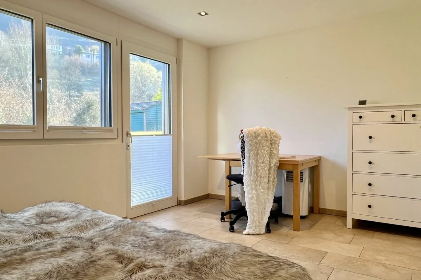 Villa in posizione soleggiata tutto l'anno con casa per gli ospiti separata e bellissimo terreno - in ottime condizioni! - Foto 48 di 56