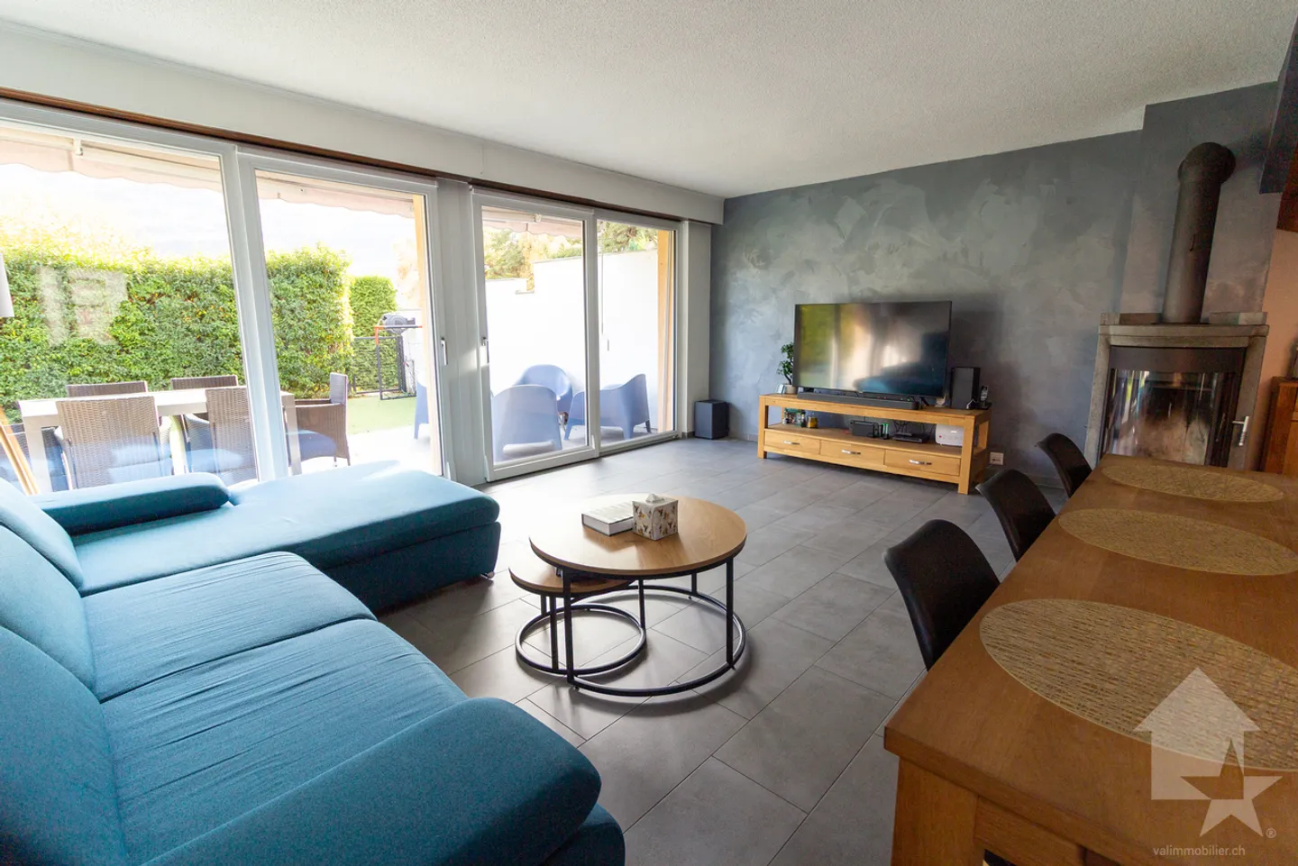 Jolie maison mitoyenne de 5.5 pièces - Photo 6 sur 25