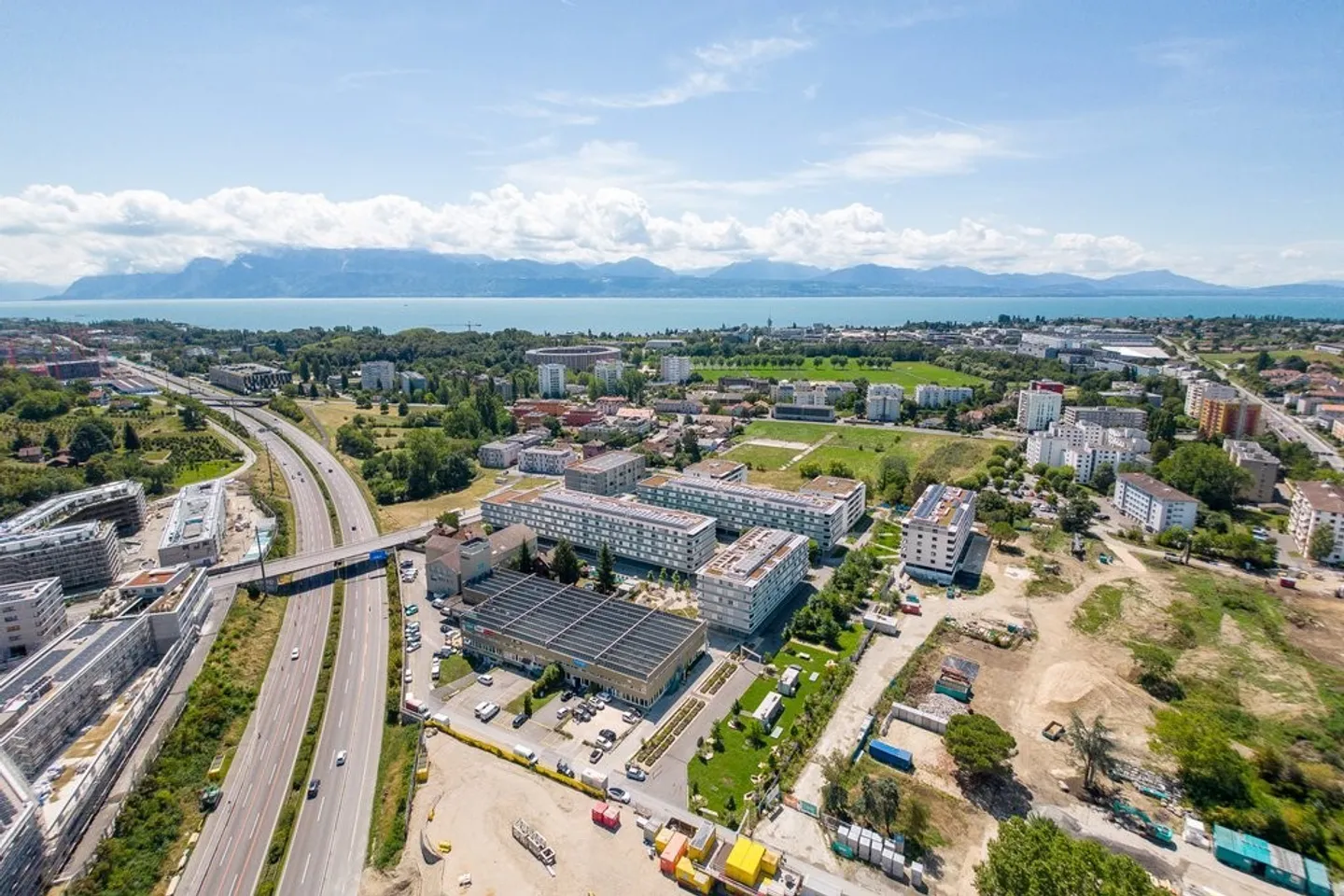 Wachsendes Viertel, schöne Arcade von 62 m2, nach Ermessen des Mieters - Foto 4 von 10