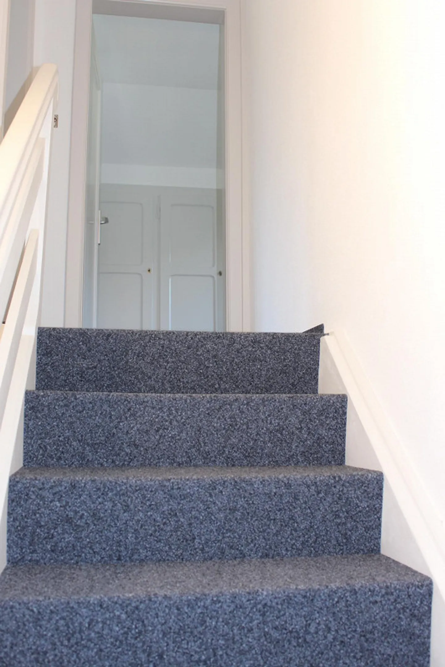 Special property with garden house and plenty of outdoor space - Photo 5 of 14