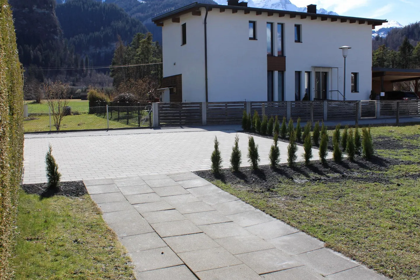 Special property with garden house and plenty of outdoor space - Photo 12 of 14