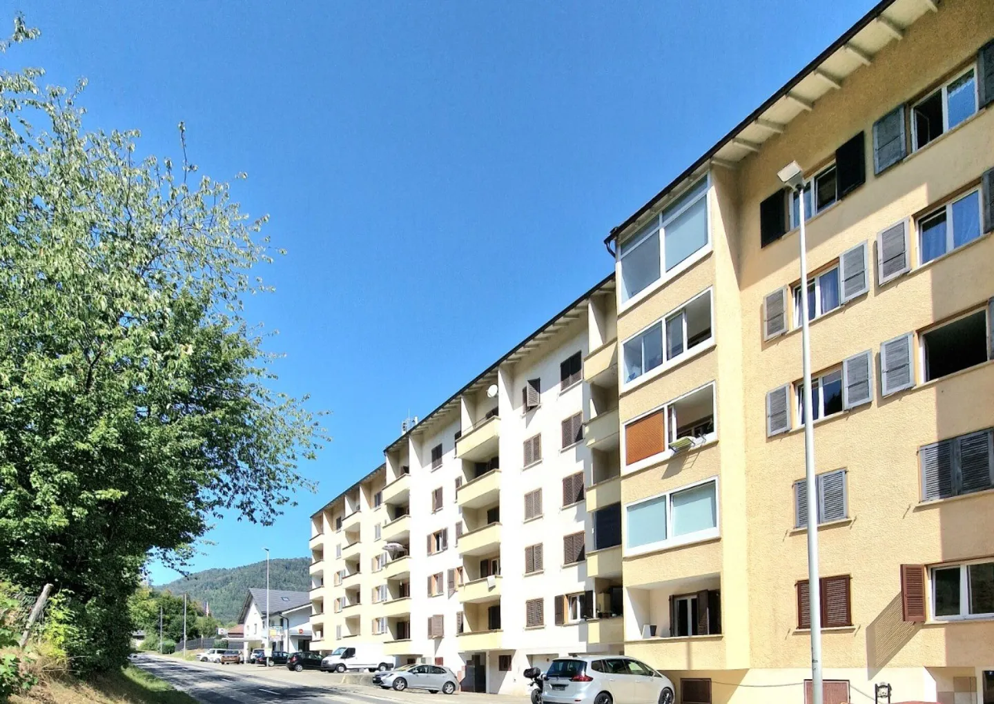 Bel appartement moderne à Perrefitte - Photo 1 sur 5