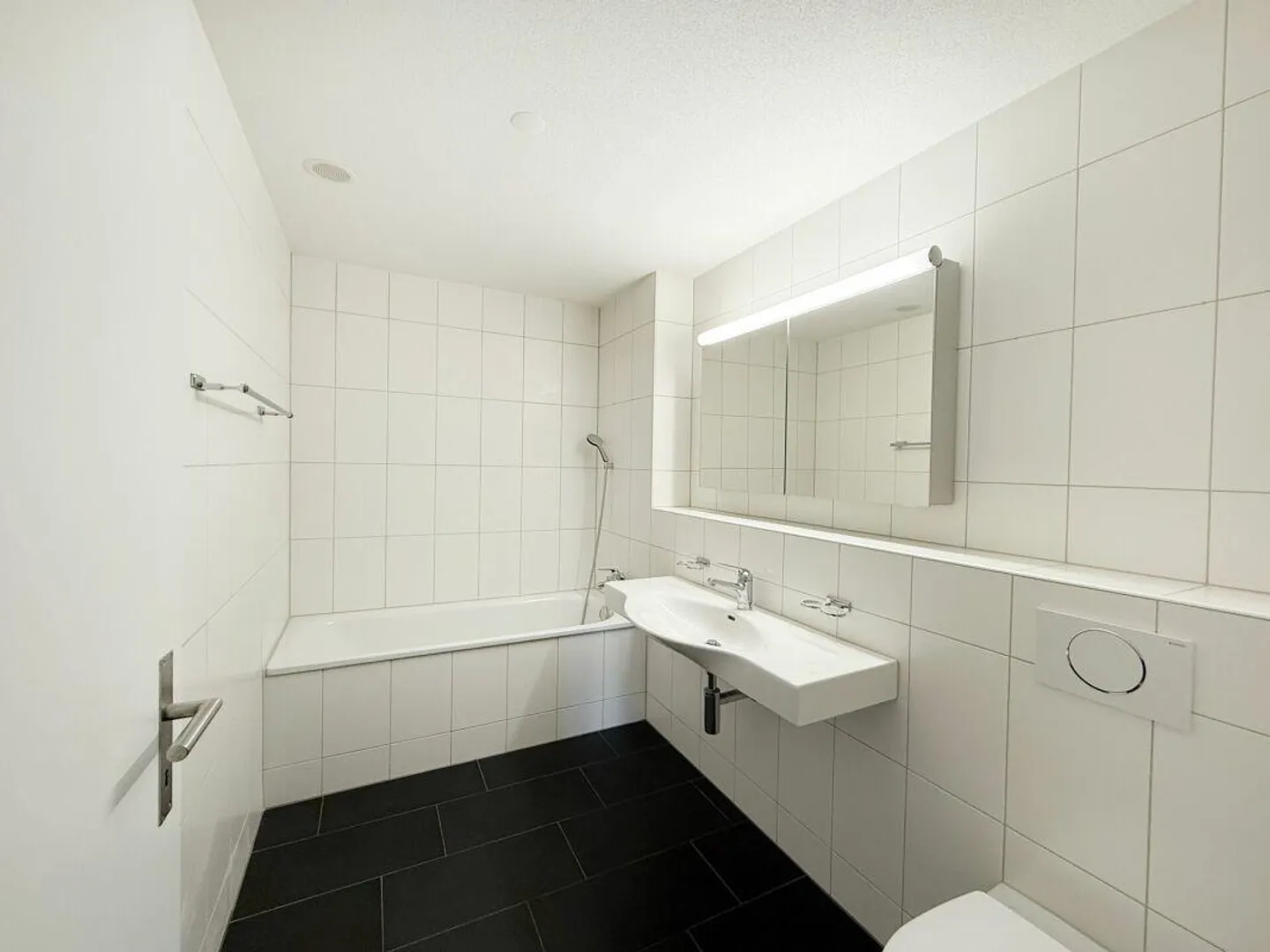 Appartement moderne avec coin salon à Roggwil - Photo 4 sur 12