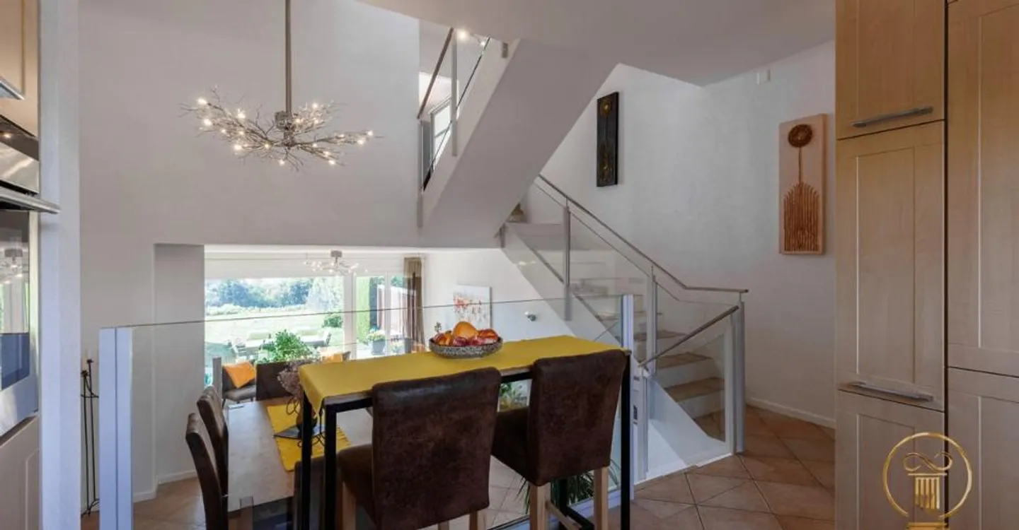Charmantes Familienhaus mit Seeblick - Foto 4 von 12