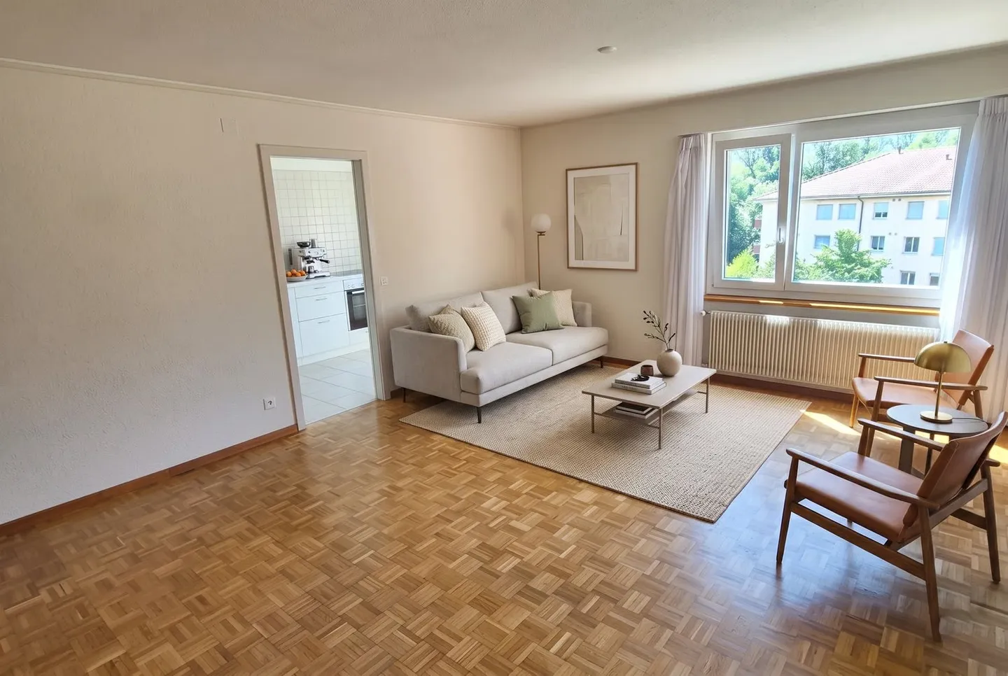 Charming 2.5-room bright apartment with balcony - top floor by the Areuse - Photo 2 of 14