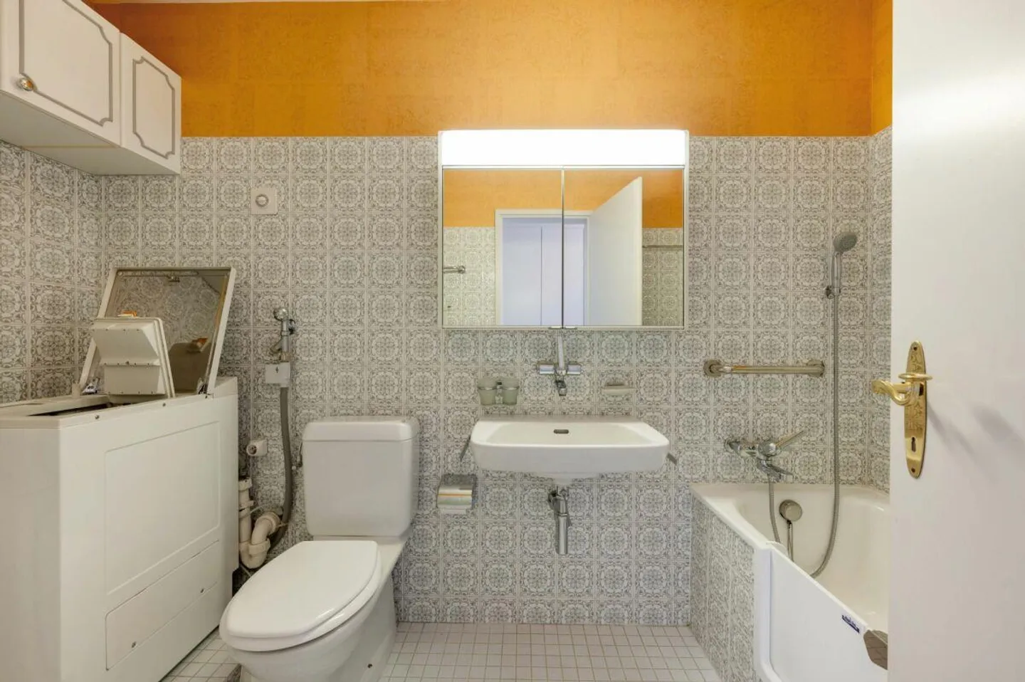 Quietly located 3.5-room apartment on the top floor with a view of the Limmat! - Photo 5 of 11