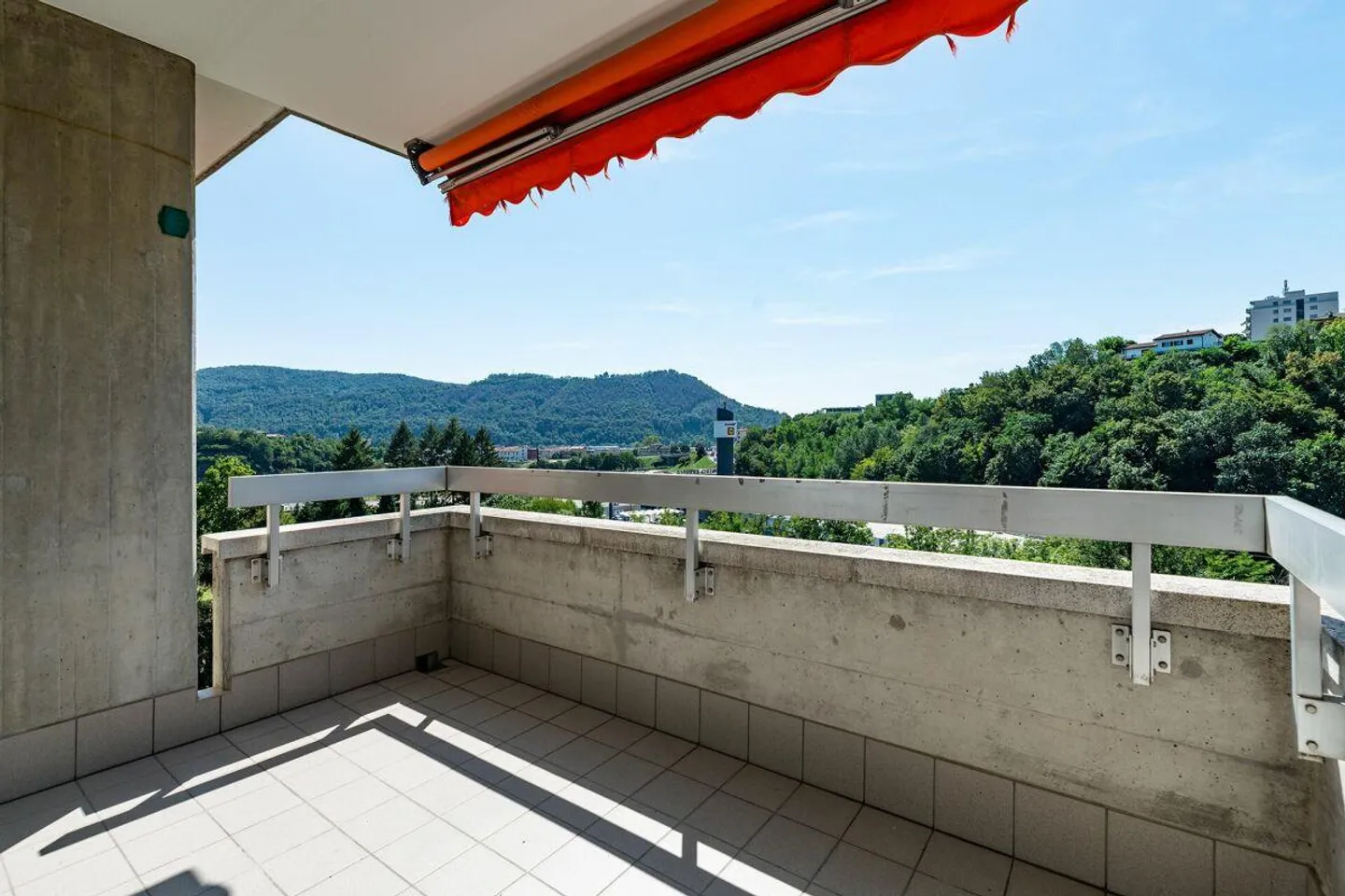 Appartamento all'Ultimo Piano con Terrazza - Foto 10 di 18