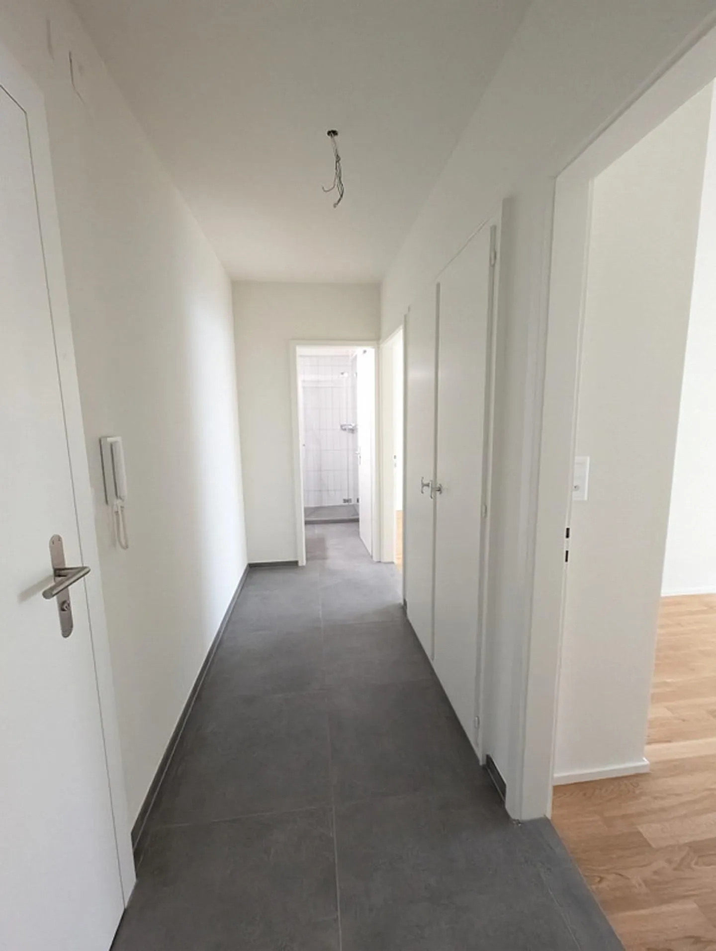 Appartamento moderno di 4,5 stanze nel bel quartiere di St. Johann - Foto 7 di 8
