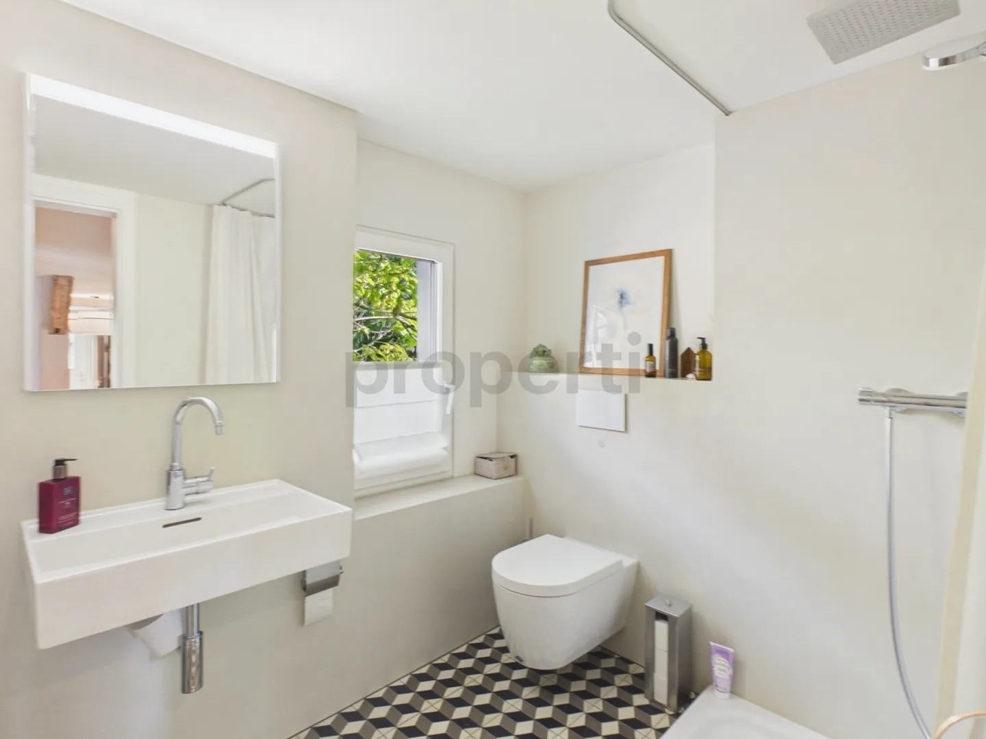 Maison individuelle unique et charmante dans un emplacement idéal - Photo 11 sur 13