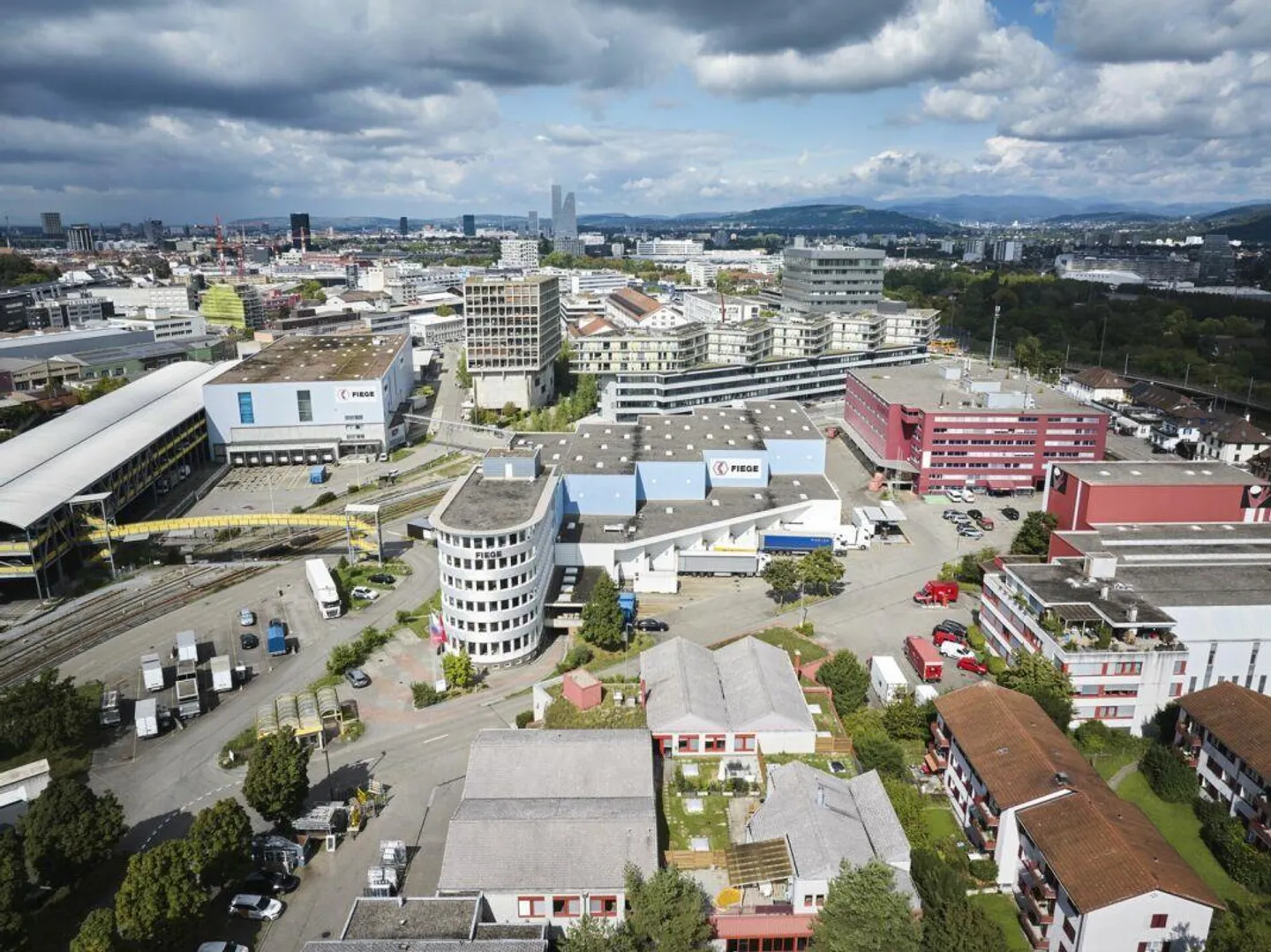 Bürofläche in Dreispitz-Entwicklung - Foto 1 von 11